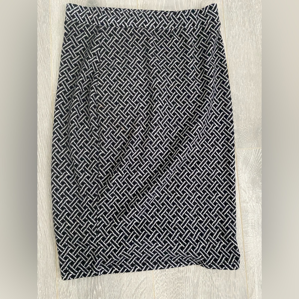LA HEARTS PENCIL SKIRT 💟